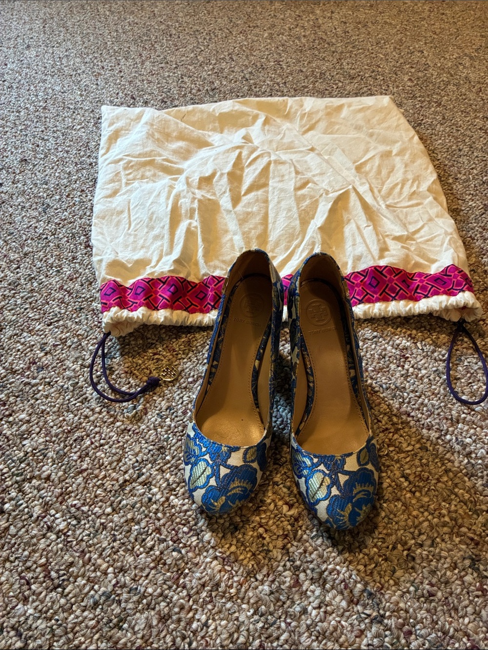 Tory Burch Elizabeth Brocade/Jacquard Floral Block Heel Pumps - Picture 6 of 6